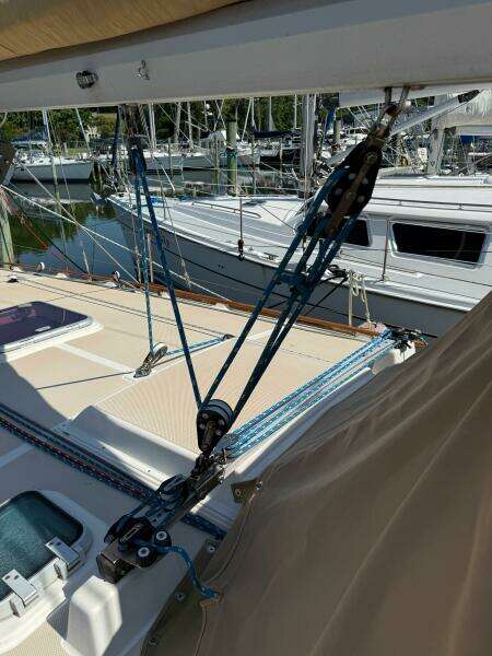 Moonsplash 38ft Island Packet Yacht For Sale
