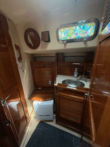 Moonsplash 38ft Island Packet Yacht For Sale