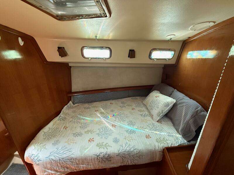 Moonsplash 38ft Island Packet Yacht For Sale