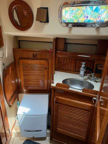 Moonsplash 38ft Island Packet Yacht For Sale