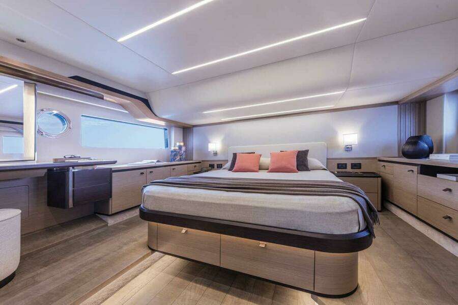 2025 Absolute Navetta 53 - Stateroom