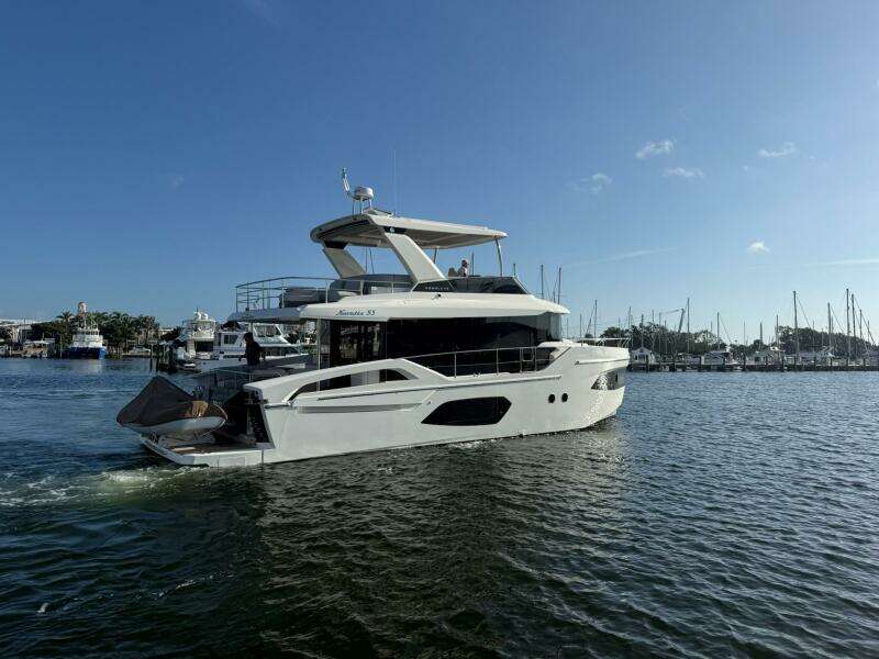 2025 Absolute Navetta 53 - Profile - Stern 3/4 Starboard