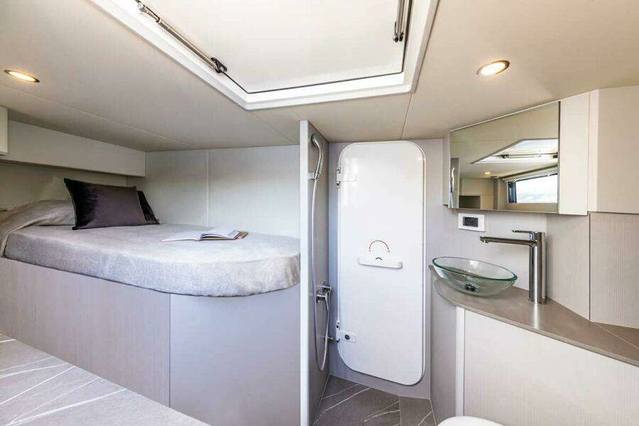 2025 Absolute Navetta 53 - Stateroom 