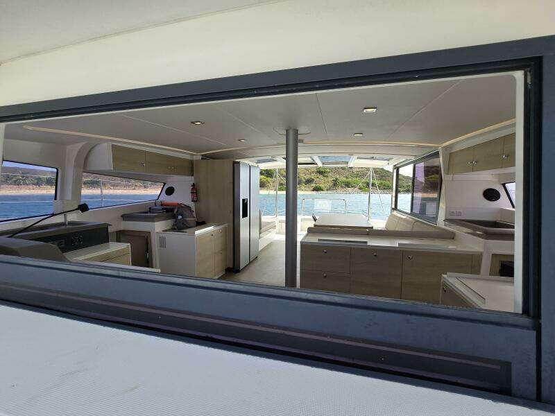 Tropical D Tour 43ft Bali Yacht For Sale