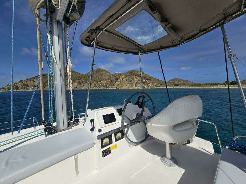 Tropical D Tour 43ft Bali Yacht For Sale