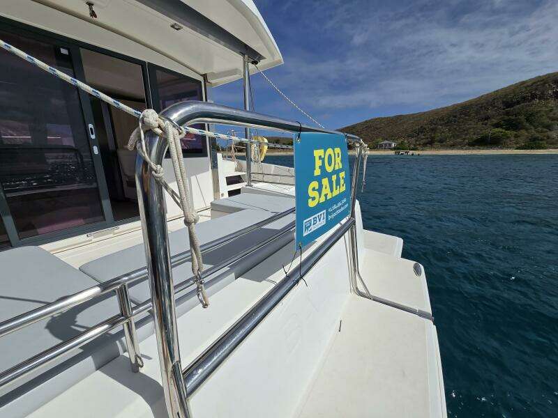 Tropical D Tour 43ft Bali Yacht For Sale
