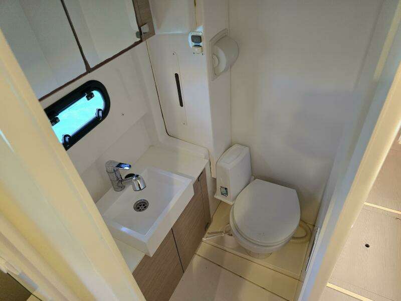 Tropical D Tour 43ft Bali Yacht For Sale