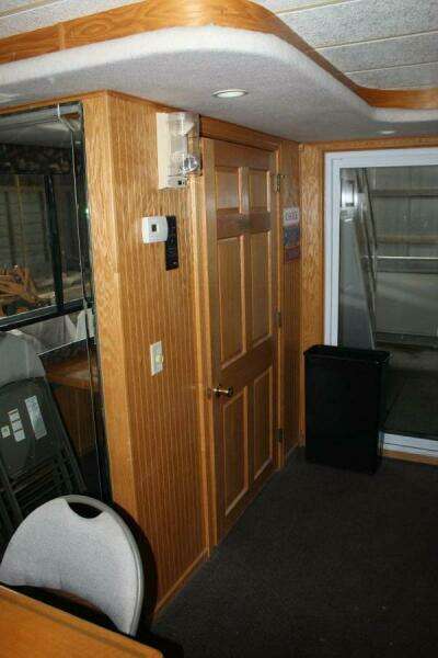 75ft Sumerset Yacht For Sale