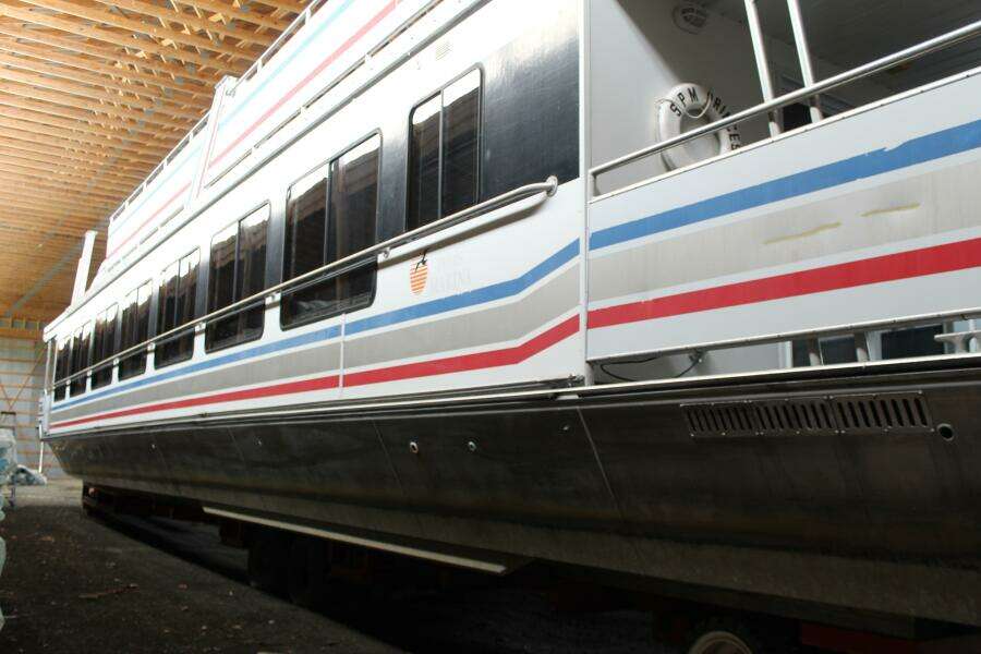 75ft Sumerset Yacht For Sale