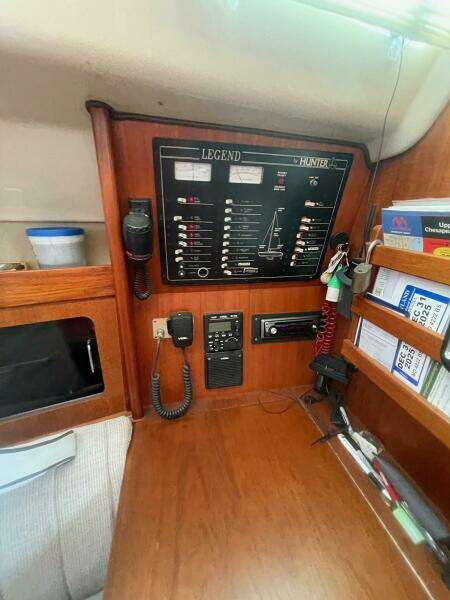Luffing Life 36ft Hunter Yacht For Sale