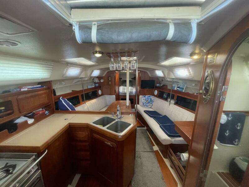 Luffing Life 36ft Hunter Yacht For Sale