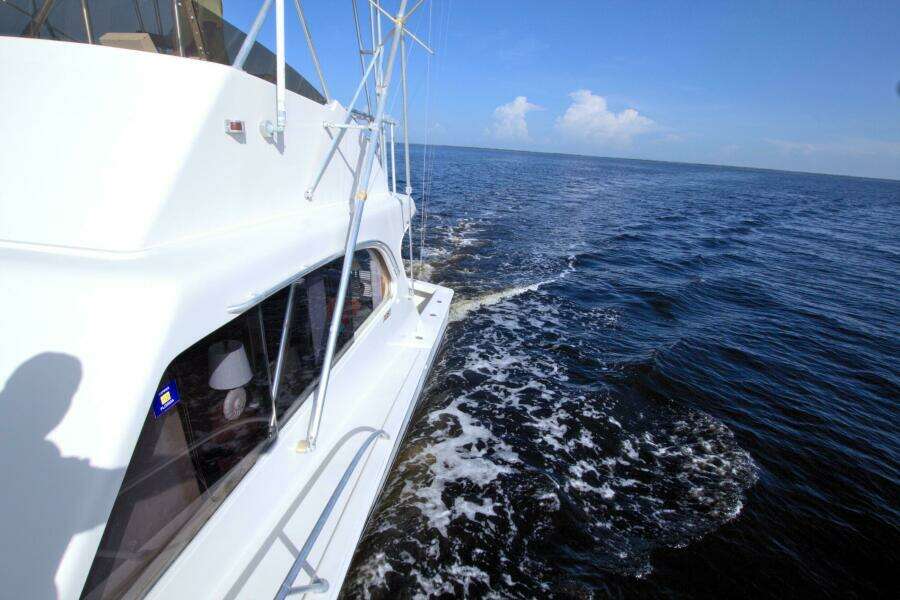 Fishin Post 44ft Post Yacht For Sale
