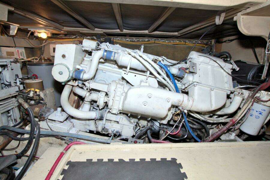 Fishin Post 44ft Post Yacht For Sale