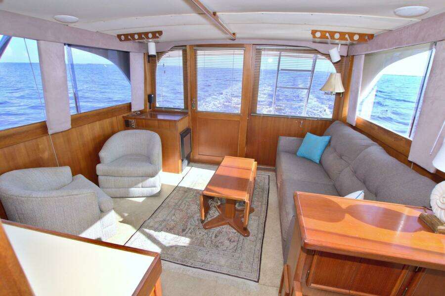 Fishin Post 44ft Post Yacht For Sale