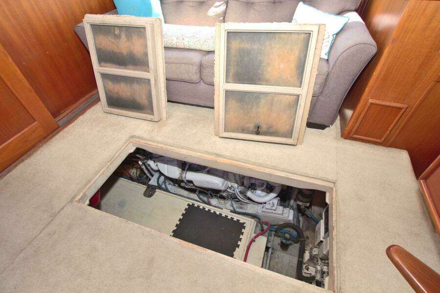 Fishin Post 44ft Post Yacht For Sale