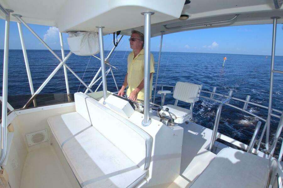 Fishin Post 44ft Post Yacht For Sale