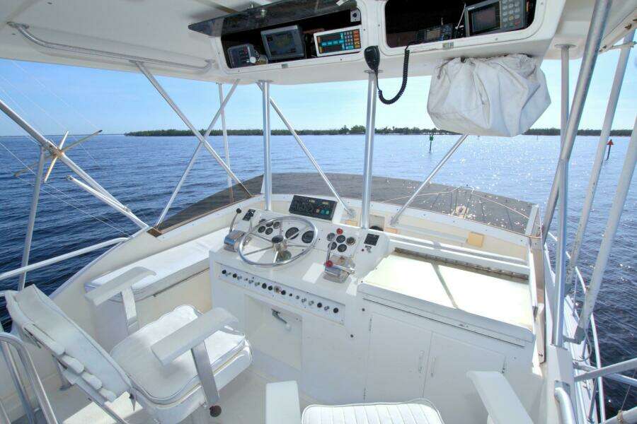 Fishin Post 44ft Post Yacht For Sale