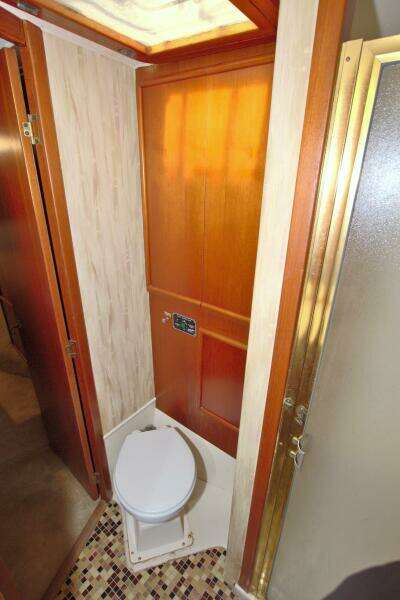 Fishin Post 44ft Post Yacht For Sale