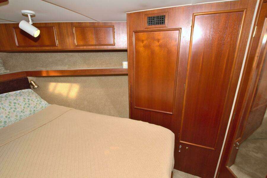 Fishin Post 44ft Post Yacht For Sale