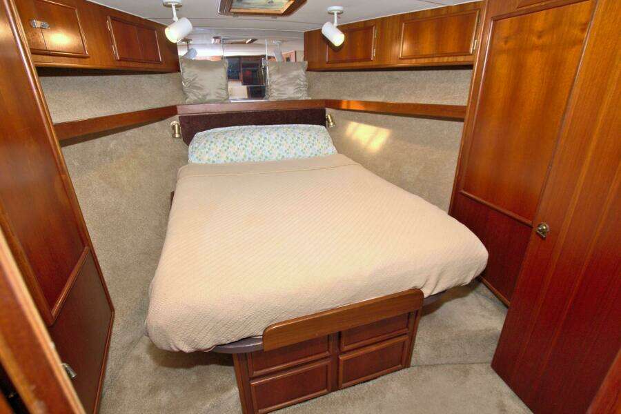Fishin Post 44ft Post Yacht For Sale