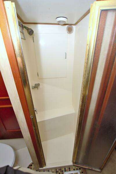 Fishin Post 44ft Post Yacht For Sale
