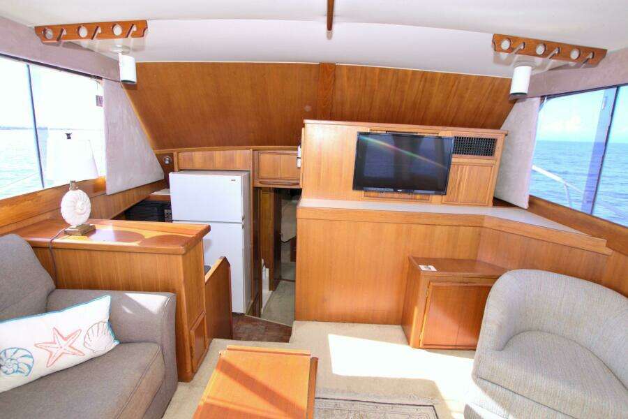 Fishin Post 44ft Post Yacht For Sale