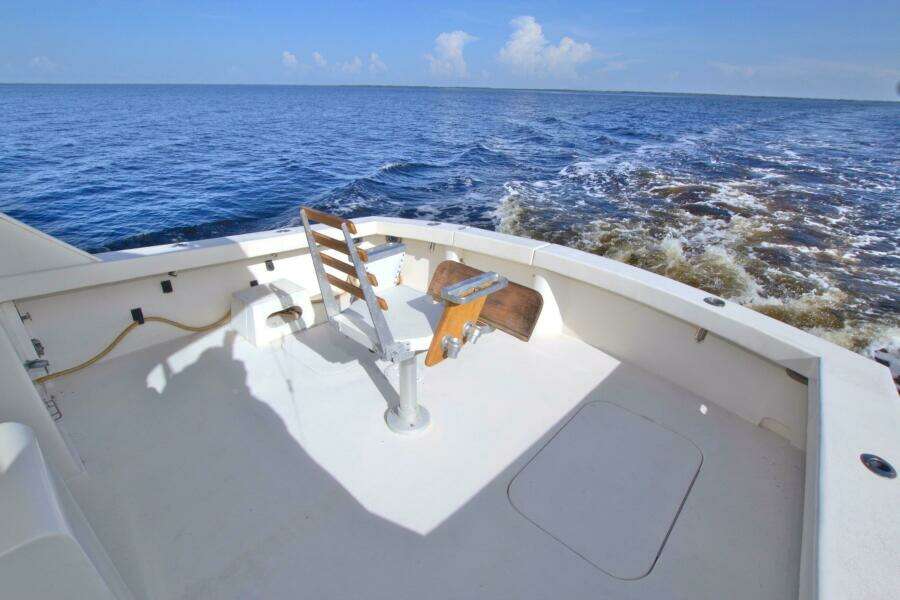 Fishin Post 44ft Post Yacht For Sale