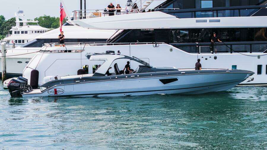 52ft Cigarette Yacht For Sale