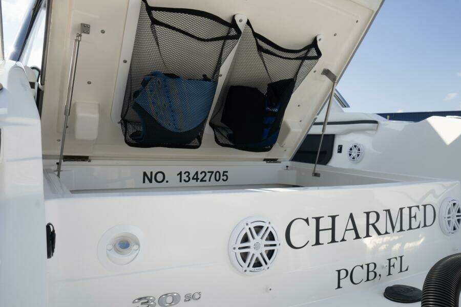 30ft Cobalt Yacht For Sale