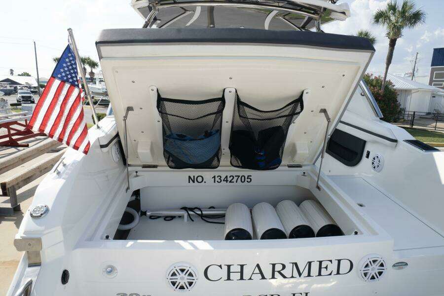 30ft Cobalt Yacht For Sale