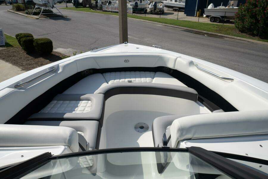 30ft Cobalt Yacht For Sale