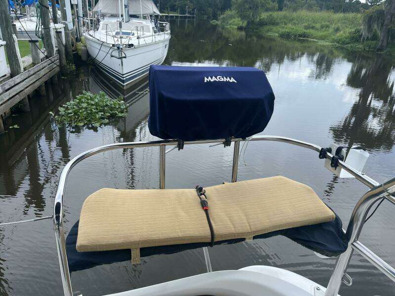 Hunter 41 AC