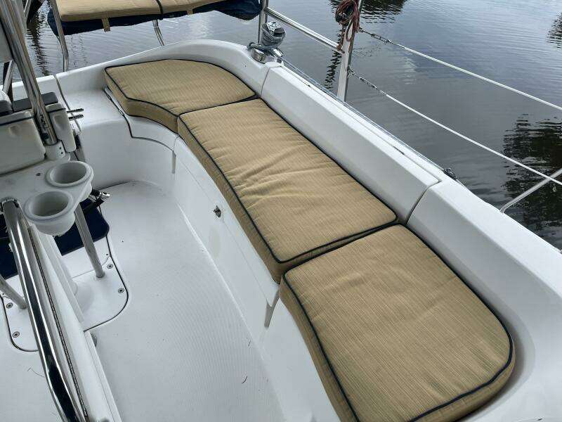 Hunter 41 AC