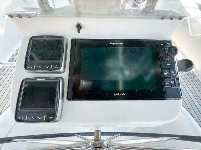 SUZY Q 36ft Beneteau Yacht For Sale