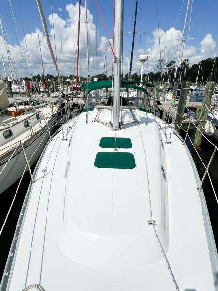 SUZY Q 36ft Beneteau Yacht For Sale