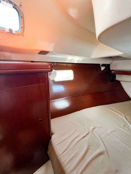 SUZY Q 36ft Beneteau Yacht For Sale