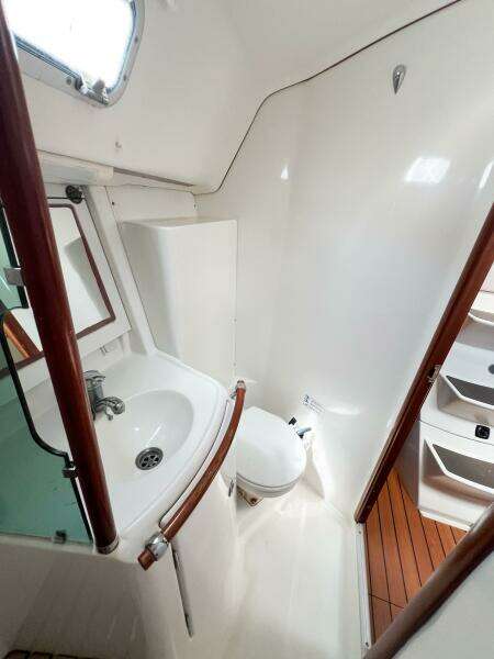 SUZY Q 36ft Beneteau Yacht For Sale