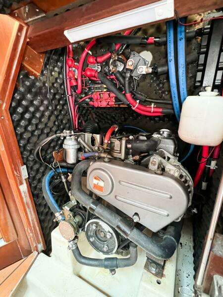 SUZY Q 36ft Beneteau Yacht For Sale