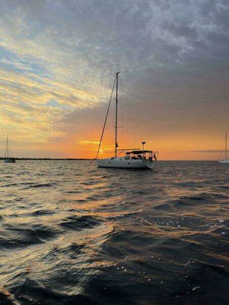 SUZY Q 36ft Beneteau Yacht For Sale