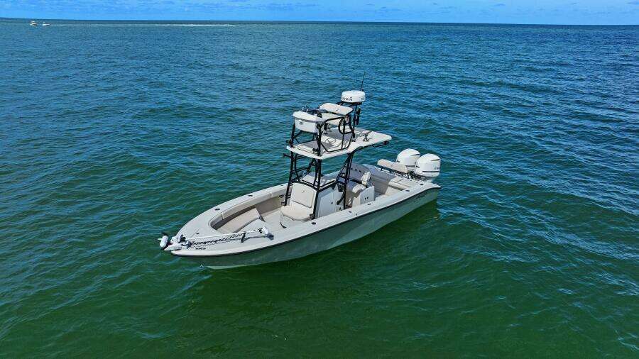 2017 Young Boats 27 - Profile Ariel 3/4 Bow Port