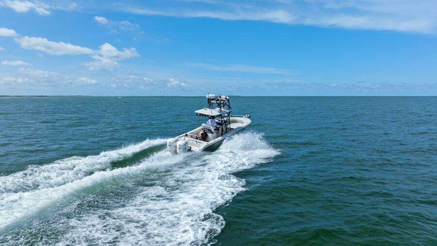2017 Young Boats 27 - Profile Stern 3/4 Starboard