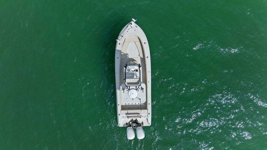 2017 Young Boats 27 - Profile Ariel