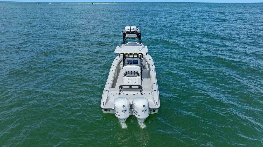 2017 Young Boats 27 - Profile Stern