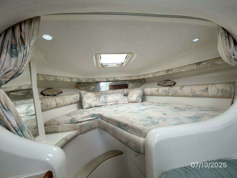 31' Silverton forward stateroom
