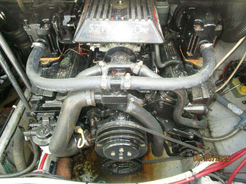 31' Silverton port main engine