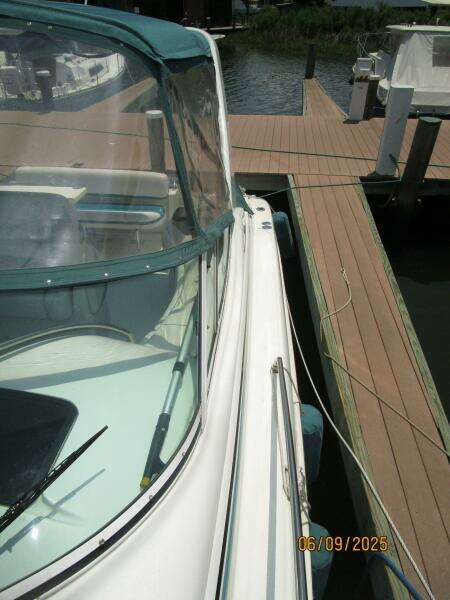 31' Silverton port side deck