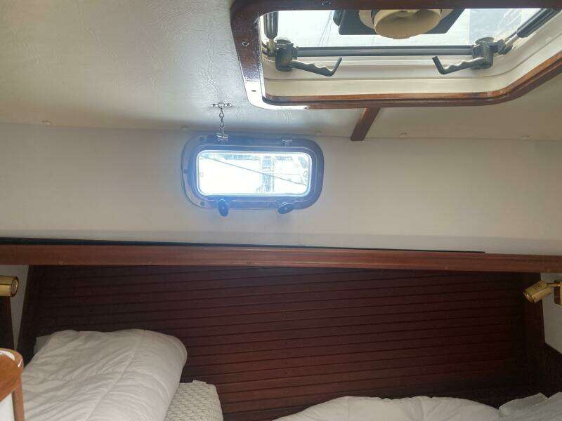 40ft Legacy Yacht For Sale