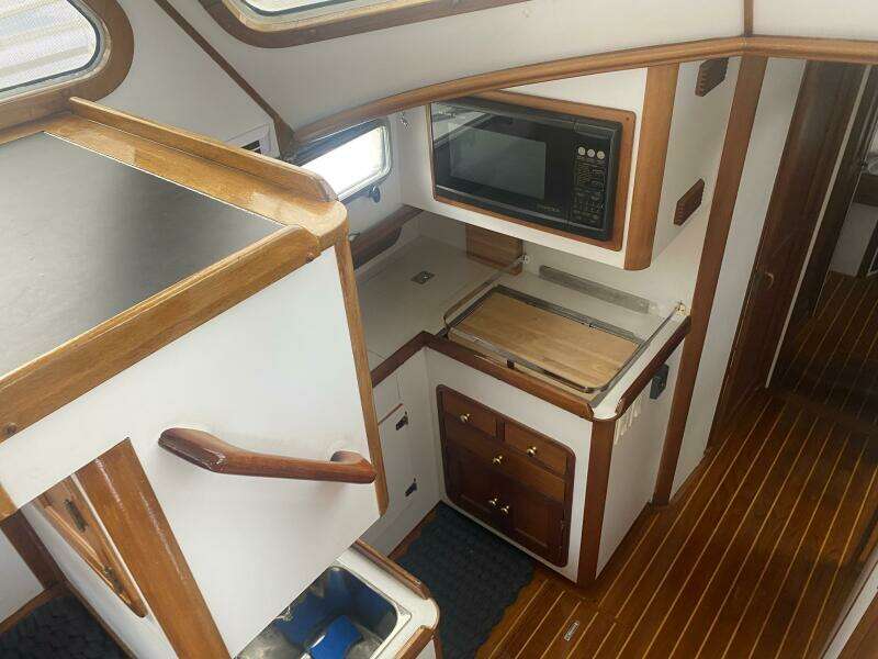 40ft Legacy Yacht For Sale