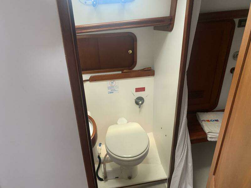 40ft Legacy Yacht For Sale