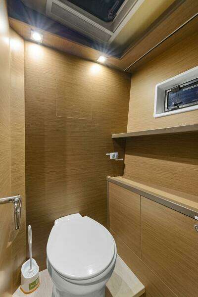 Happy Ours 52ft Lagoon Yacht For Sale